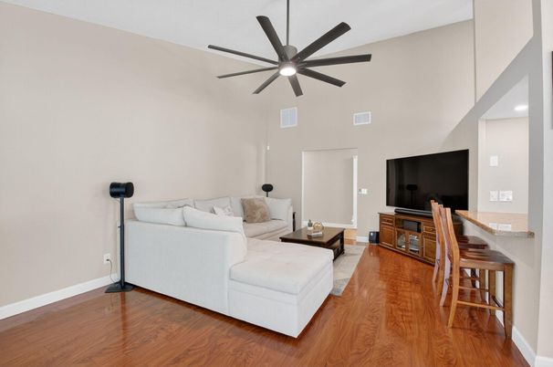 Interior, Living room, Recessed Lighting, Wood Texture Flooring