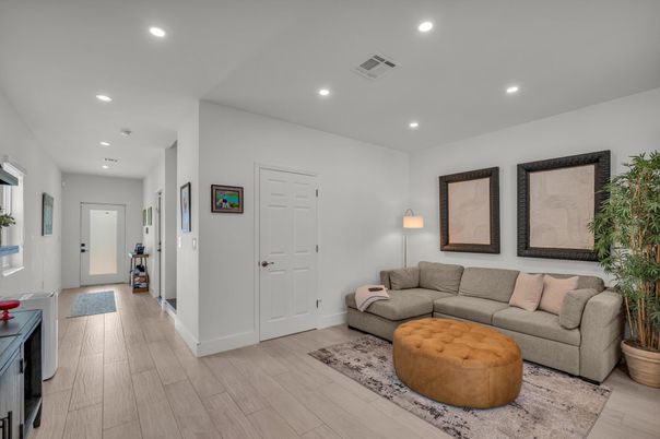 Interior, Living room, Recessed Lighting, Wood Texture Flooring