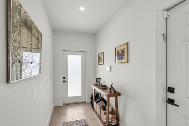 Interior, Recessed Lighting, Wood Texture Flooring