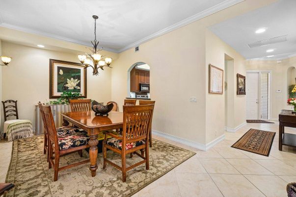 Chandelier, Dining room, Interior, Recessed Lighting