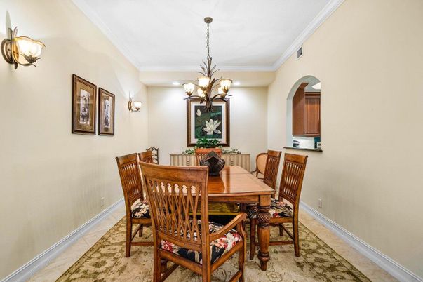 Chandelier, Dining room, Interior