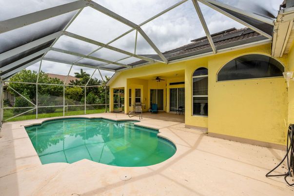 Glass Ceilings, Interior, Pool, Sun Room