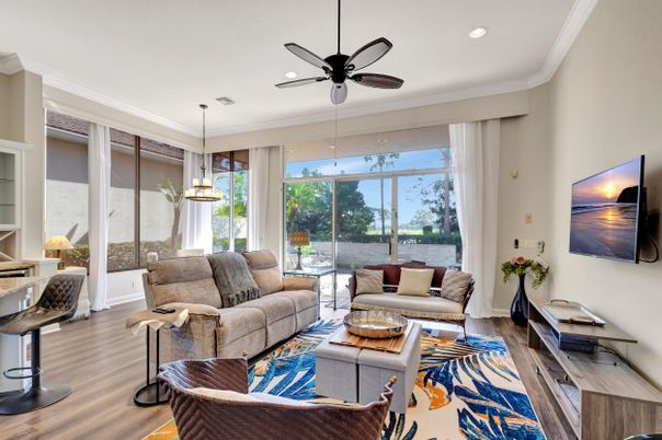 Interior, Living room, Pendant Lights, Recessed Lighting, Wood Texture Flooring