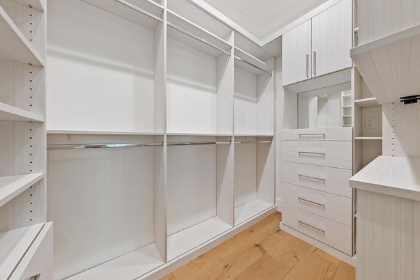 Interior, Walk-in Closets, Wood Texture Flooring