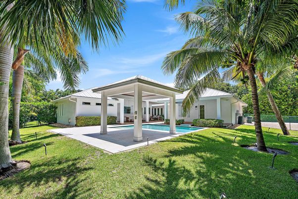 Backyard, Exterior, Pool