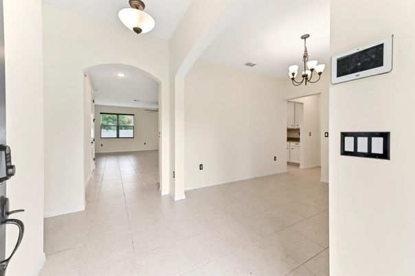 Chandelier, Empty room, Interior, Recessed Lighting