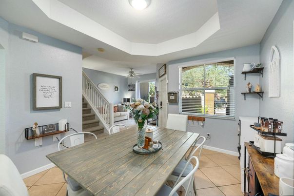 Dining room, Interior