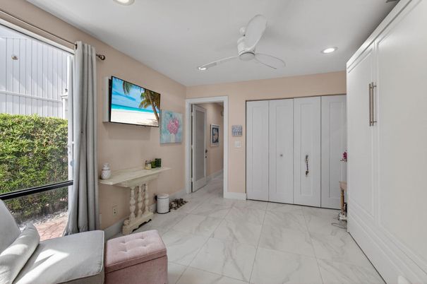 Interior, Marble, Recessed Lighting