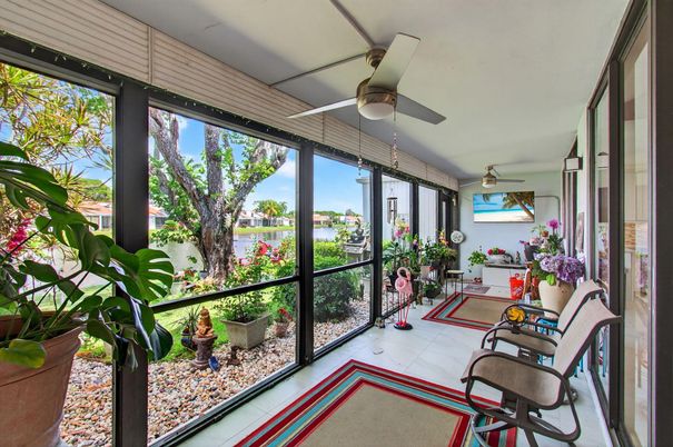 Interior, Sun Room, Water