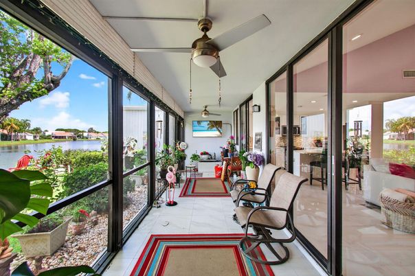 Interior, Sun Room, Water