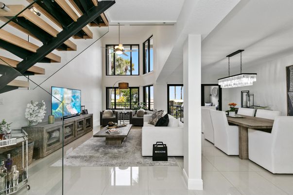 Dining room, Interior, Living room, Pendant Lights
