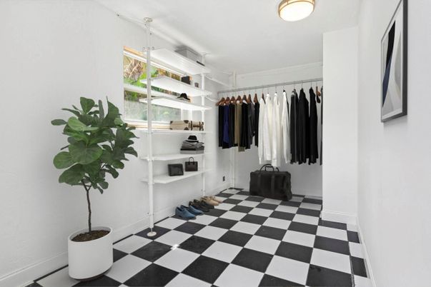 Interior, Walk-in Closets