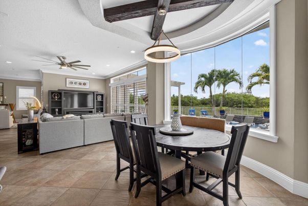 Dining room, Interior, Living room, Pendant Lights, Recessed Lighting