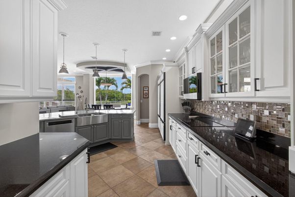 Interior, Kitchen, Pendant Lights, Recessed Lighting