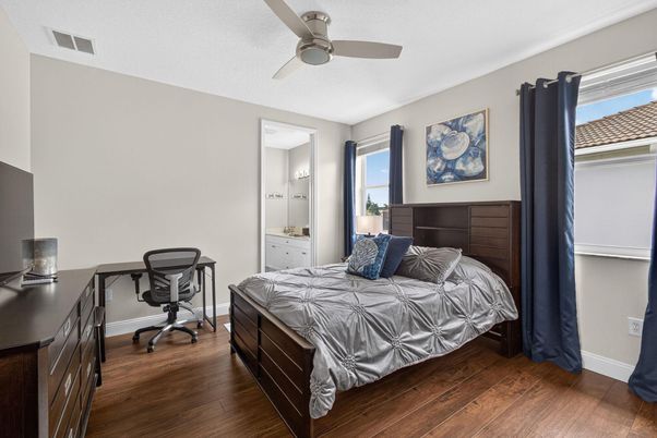 Bedroom, Home Office, Interior, Wood Texture Flooring