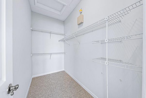 Interior, Walk-in Closets