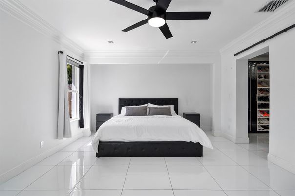 Bedroom, Interior, Recessed Lighting