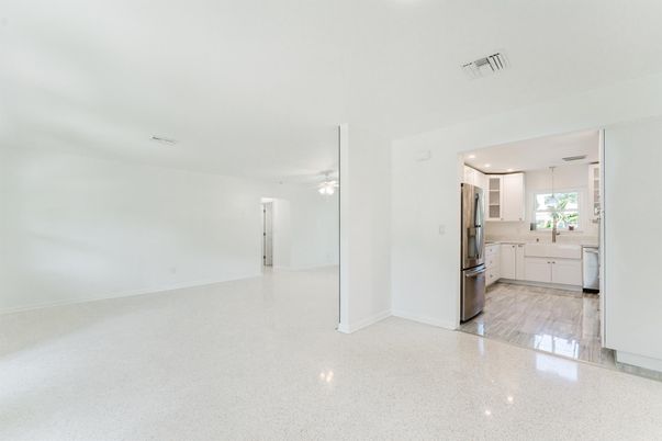 Empty room, Interior, Kitchen, Pendant Lights, Recessed Lighting