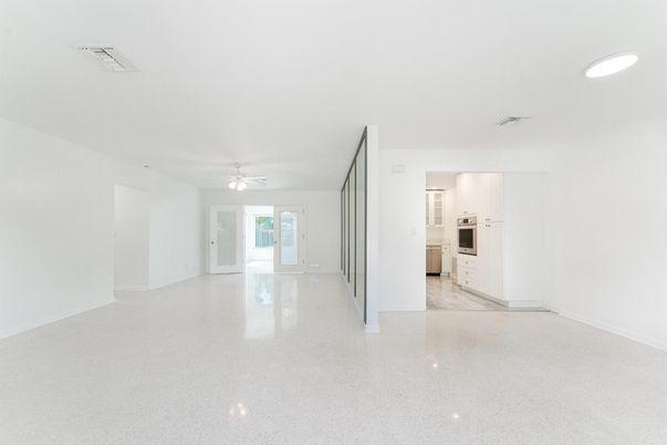 Empty room, Interior, Kitchen, Recessed Lighting