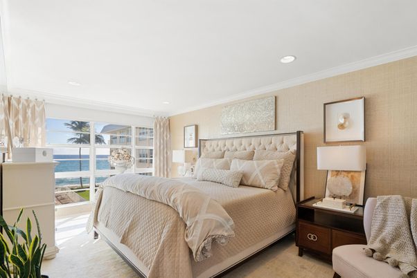 Bedroom, Interior, Recessed Lighting, Water
