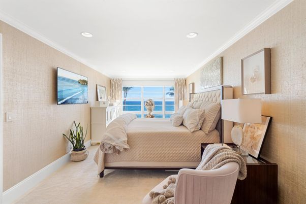 Bedroom, Interior, Recessed Lighting, Water