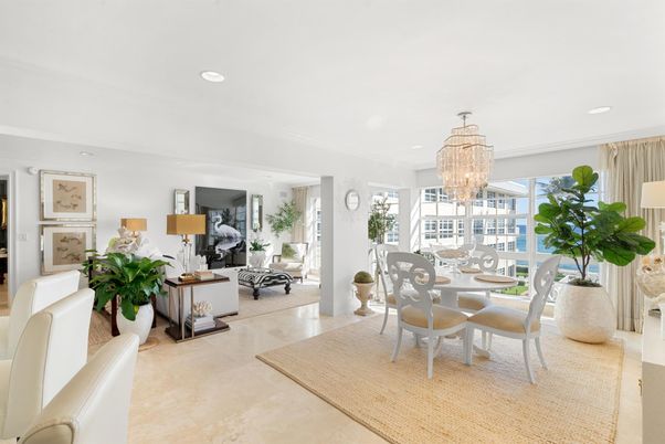 Chandelier, Dining room, Interior, Living room, Recessed Lighting