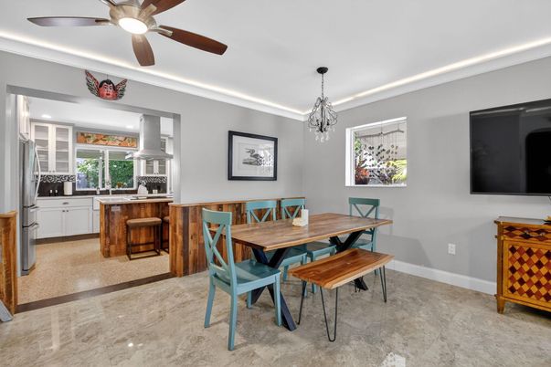 Dining room, Interior, Kitchen, Pendant Lights