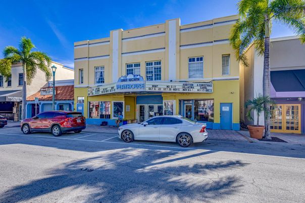Exterior, Facade, Condo Building