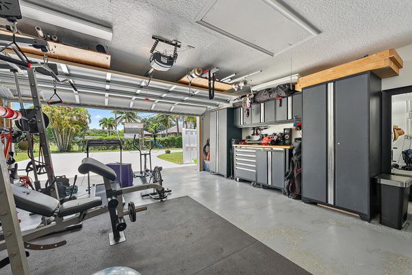 Fitness Equipment, Garage, Interior