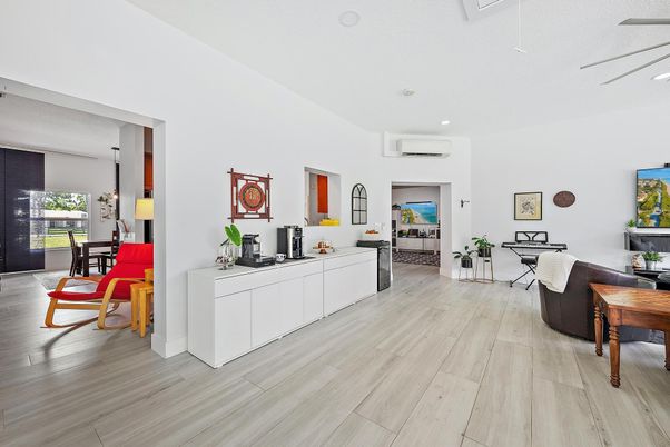 Dining room, Interior, Kitchen, Living room, Pendant Lights, Recessed Lighting, Wood Texture Flooring