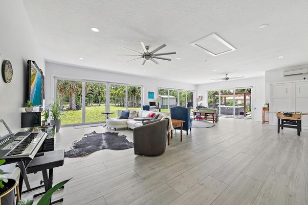 Interior, Living room, Piano, Recessed Lighting, Wood Texture Flooring