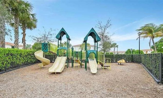 Backyard, Exterior, Playground
