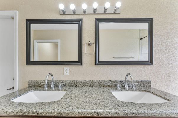 Bathroom, Dual Sink Vanities, Interior