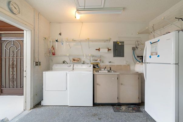 Interior, Utility Closets, Washer