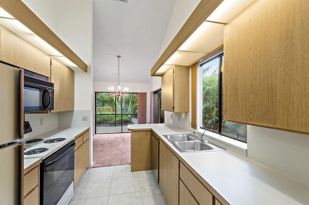 Chandelier, Interior, Kitchen, Pendant Lights