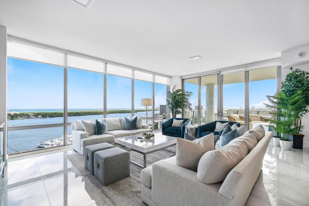 Interior, Living room, Water