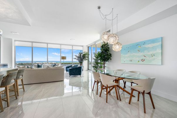 Dining room, Interior, Living room, Pendant Lights, Water