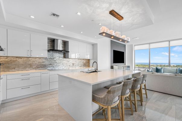 Interior, Kitchen, Pendant Lights, Recessed Lighting, Stainless Steel Appliances, Water