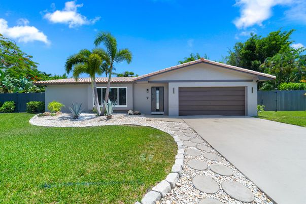 Attached, Backyard, Exterior, Facade, Ranch