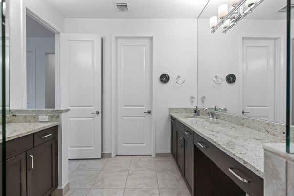 Bathroom, Dual Sink Vanities, Interior