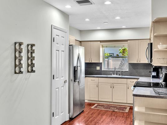 Interior, Kitchen, Recessed Lighting, Wood Texture Flooring
