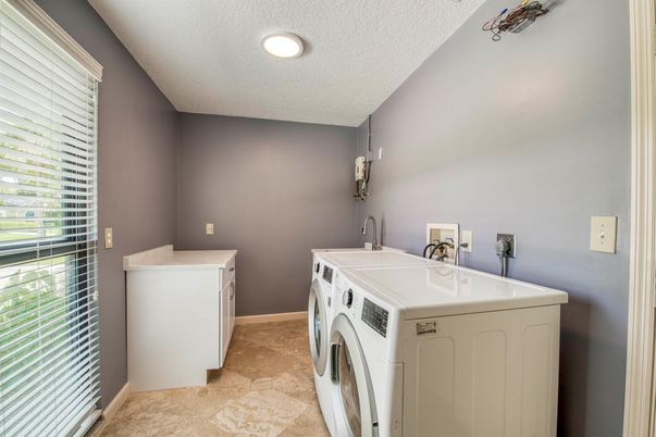Interior, Recessed Lighting, Washer