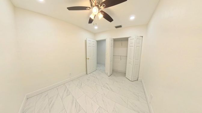Empty room, Interior, Marble, Recessed Lighting