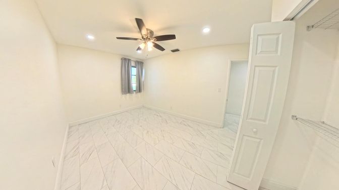 Empty room, Interior, Marble, Recessed Lighting