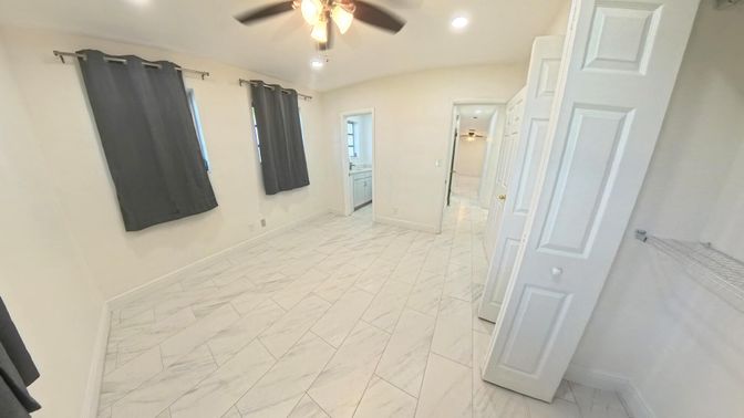 Bathroom, Empty room, Interior, Marble, Recessed Lighting