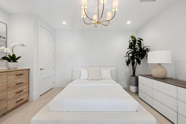 Bedroom, Chandelier, Interior, Recessed Lighting, Wood Texture Flooring
