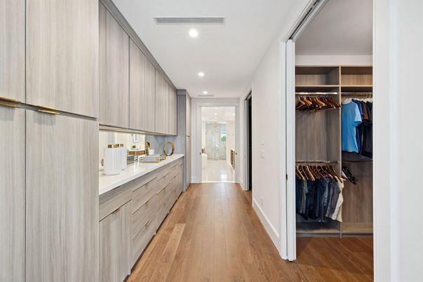 Interior, Recessed Lighting, Walk-in Closets, Wood Texture Flooring
