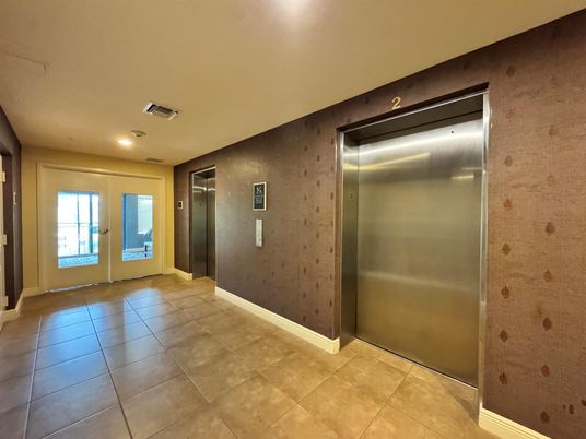 Elevator, Empty room, Interior, Recessed Lighting