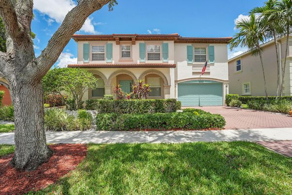 Attached, Backyard, Exterior, Facade, Mediterranean