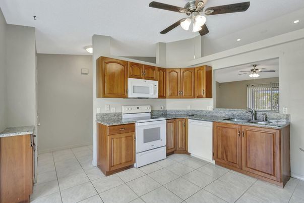 Interior, Kitchen, Recessed Lighting